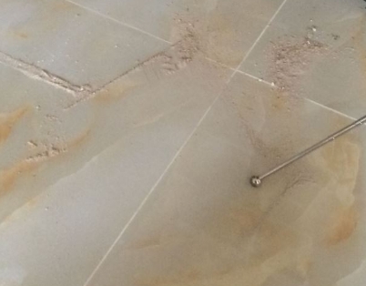 阳西瓷砖空鼓维修公司分享粘合剂选择不当在瓷砖铺贴过程中可能导致以下问题